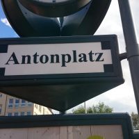 Wochenmarkt Antonplatz / Berlin−Pankow