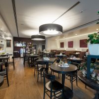 Lavendel-Bar-Bistro-Cafe / Innsbruck